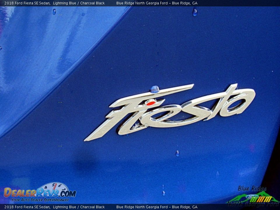 2018 Ford Fiesta SE Sedan Lightning Blue / Charcoal Black Photo #25