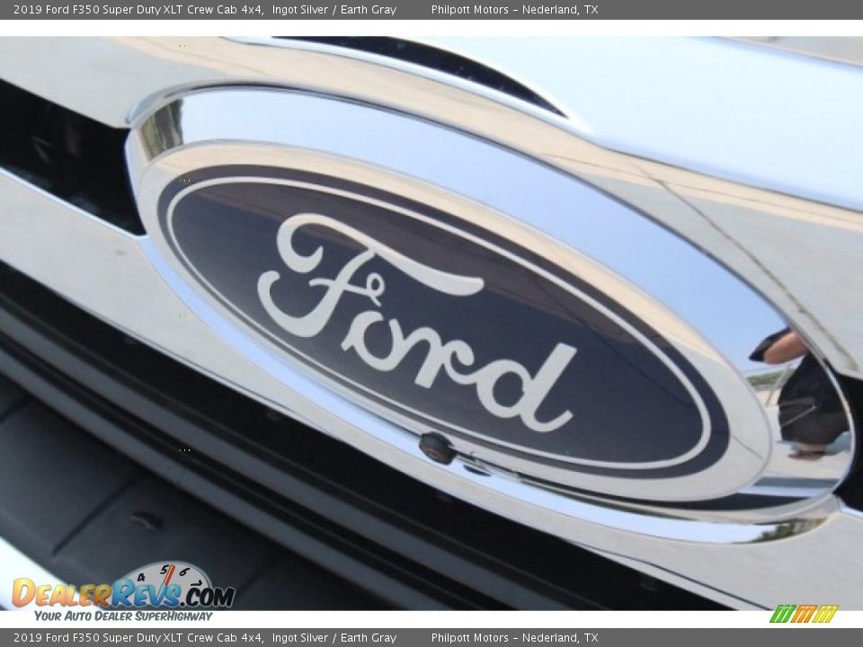 2019 Ford F350 Super Duty XLT Crew Cab 4x4 Ingot Silver / Earth Gray Photo #4
