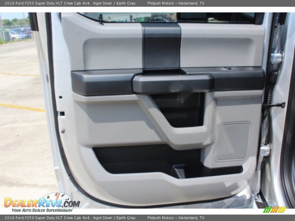2019 Ford F350 Super Duty XLT Crew Cab 4x4 Ingot Silver / Earth Gray Photo #21