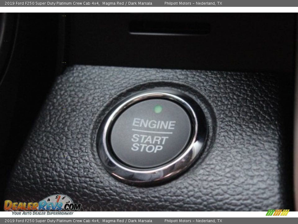Controls of 2019 Ford F250 Super Duty Platinum Crew Cab 4x4 Photo #19