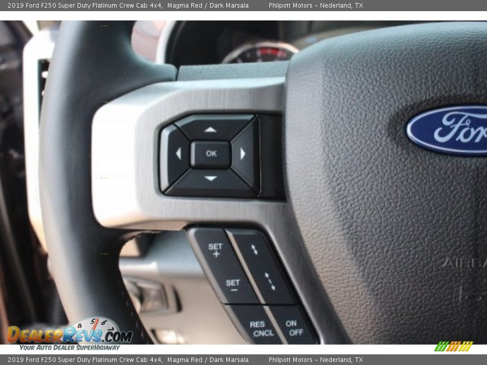 2019 Ford F250 Super Duty Platinum Crew Cab 4x4 Steering Wheel Photo #20
