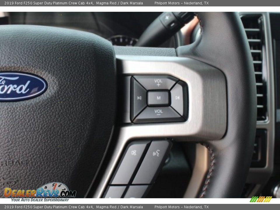 2019 Ford F250 Super Duty Platinum Crew Cab 4x4 Steering Wheel Photo #21