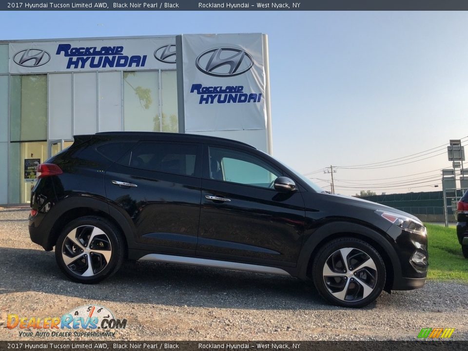 2017 Hyundai Tucson Limited AWD Black Noir Pearl / Black Photo #2
