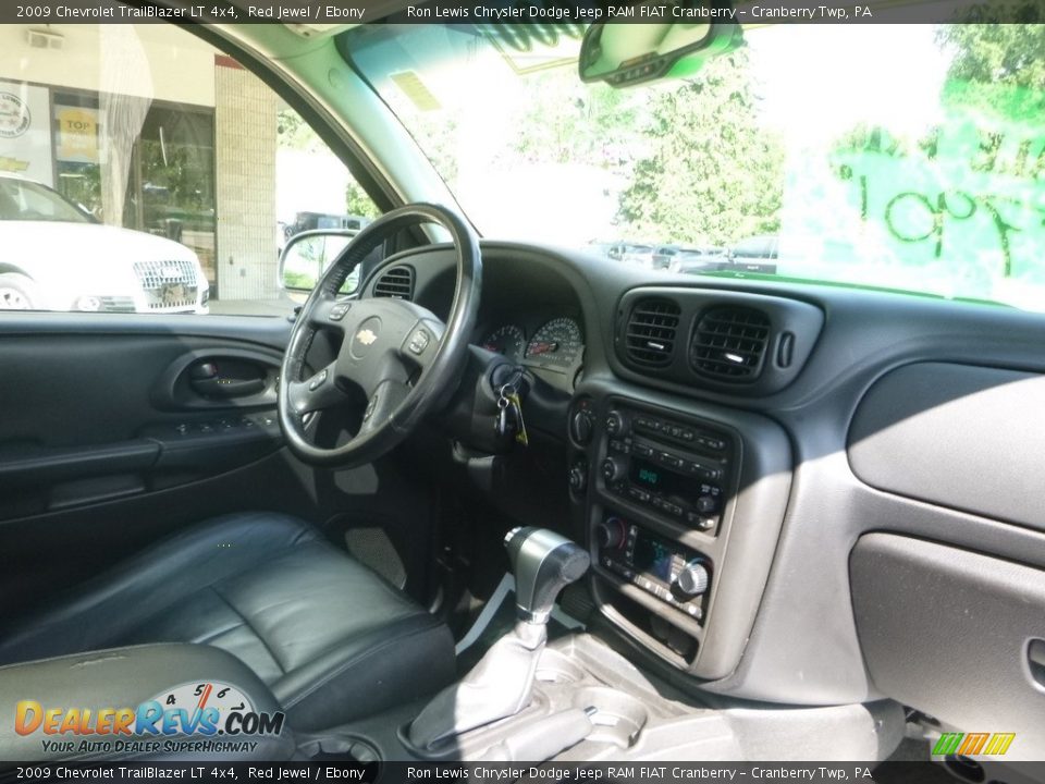2009 Chevrolet TrailBlazer LT 4x4 Red Jewel / Ebony Photo #12
