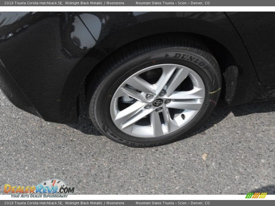 2019 Toyota Corolla Hatchback SE Midnight Black Metallic / Moonstone Photo #34