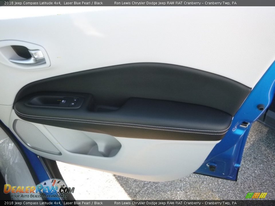 2018 Jeep Compass Latitude 4x4 Laser Blue Pearl / Black Photo #5