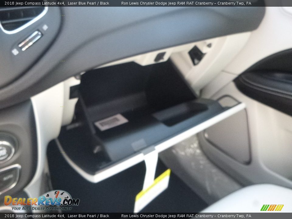 2018 Jeep Compass Latitude 4x4 Laser Blue Pearl / Black Photo #19