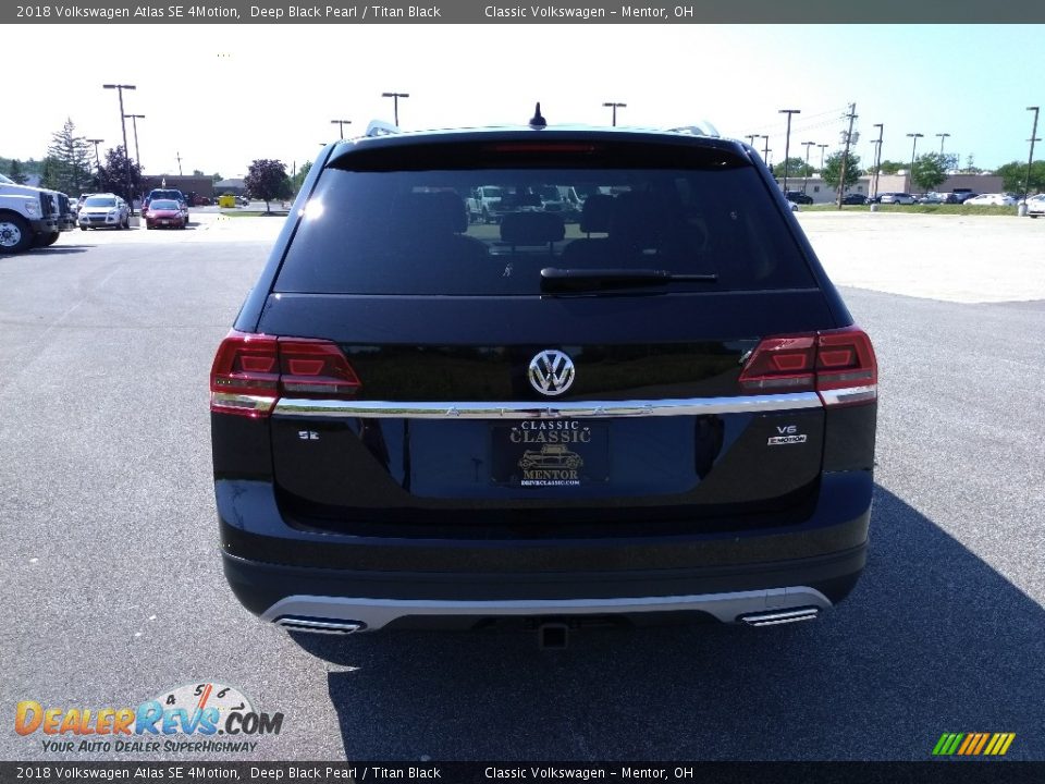 2018 Volkswagen Atlas SE 4Motion Deep Black Pearl / Titan Black Photo #5