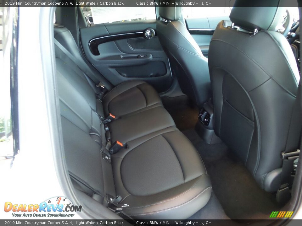 2019 Mini Countryman Cooper S All4 Light White / Carbon Black Photo #7