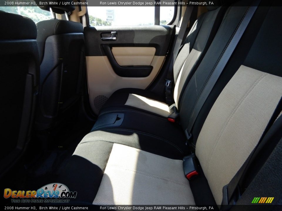 2008 Hummer H3 Birch White / Light Cashmere Photo #12