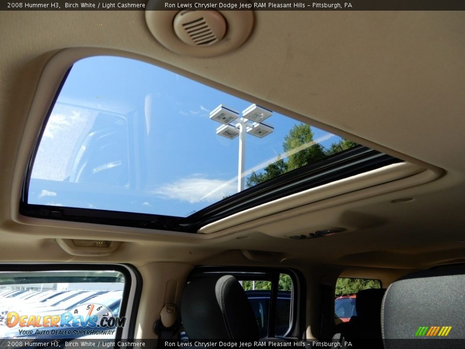 2008 Hummer H3 Birch White / Light Cashmere Photo #17