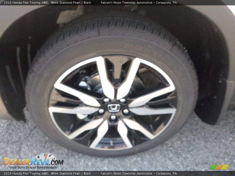 2019 Honda Pilot Touring AWD White Diamond Pearl / Black Photo #7