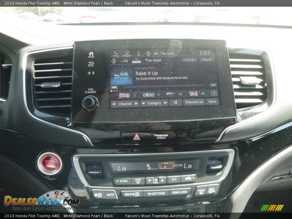 2019 Honda Pilot Touring AWD White Diamond Pearl / Black Photo #13
