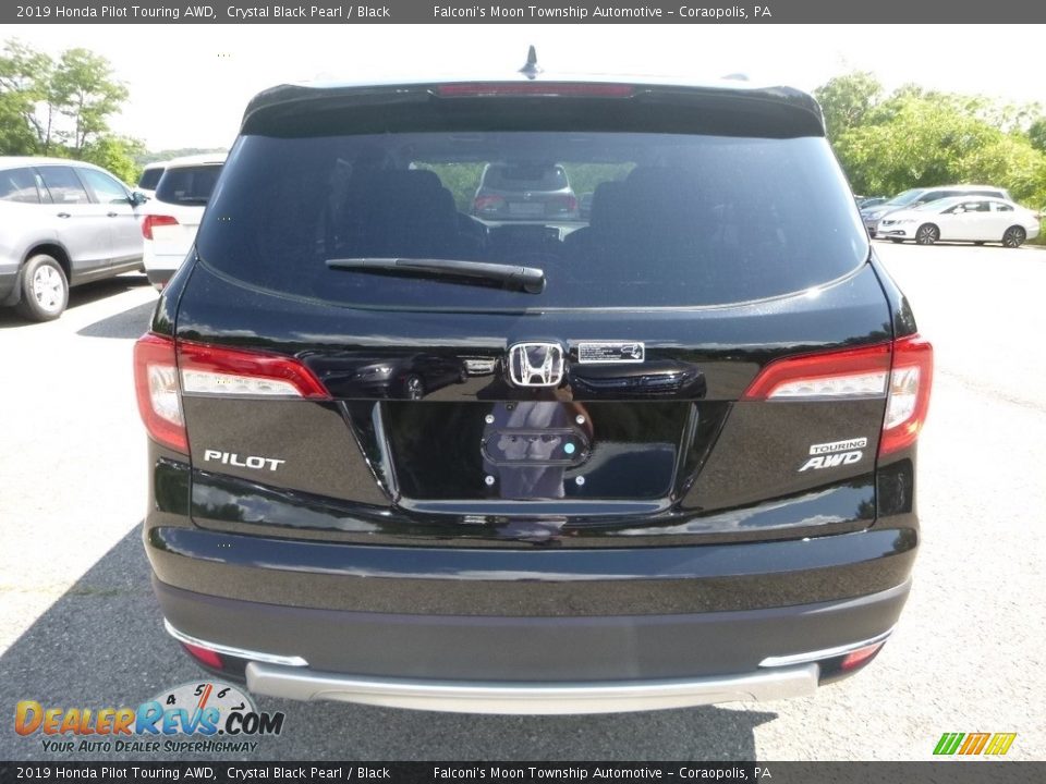 2019 Honda Pilot Touring AWD Crystal Black Pearl / Black Photo #3