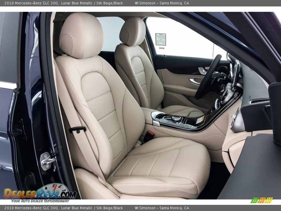 2019 Mercedes-Benz GLC 300 Lunar Blue Metallic / Silk Beige/Black Photo #5