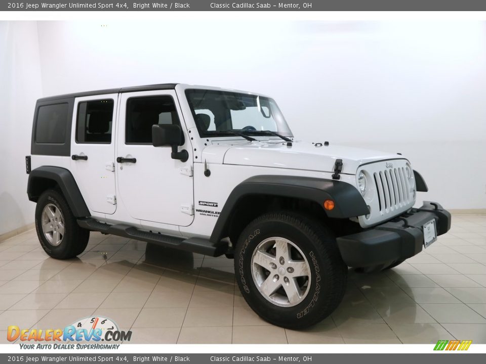 2016 Jeep Wrangler Unlimited Sport 4x4 Bright White / Black Photo #1