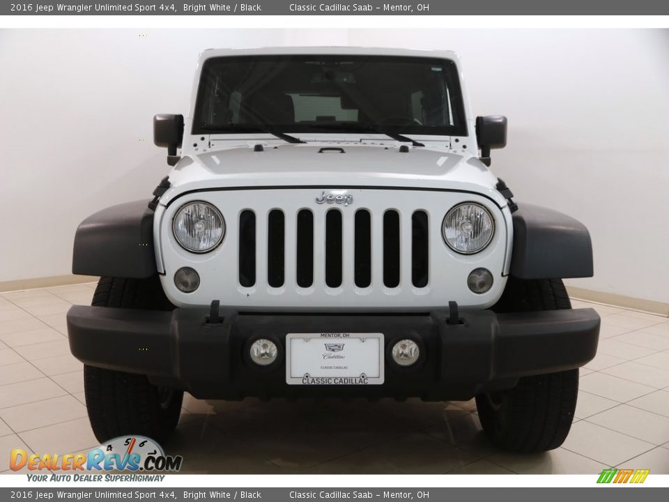 2016 Jeep Wrangler Unlimited Sport 4x4 Bright White / Black Photo #2