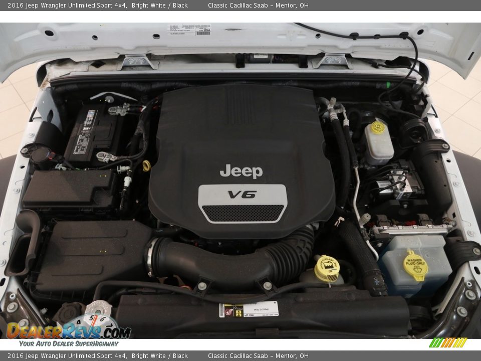 2016 Jeep Wrangler Unlimited Sport 4x4 Bright White / Black Photo #20