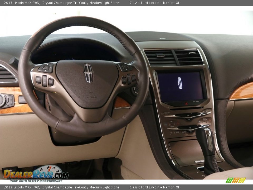 2013 Lincoln MKX FWD Crystal Champagne Tri-Coat / Medium Light Stone Photo #7