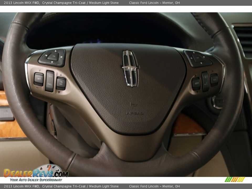 2013 Lincoln MKX FWD Crystal Champagne Tri-Coat / Medium Light Stone Photo #8