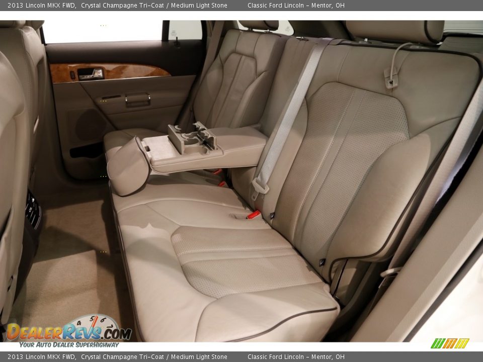 2013 Lincoln MKX FWD Crystal Champagne Tri-Coat / Medium Light Stone Photo #25