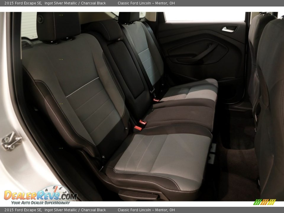 2015 Ford Escape SE Ingot Silver Metallic / Charcoal Black Photo #15
