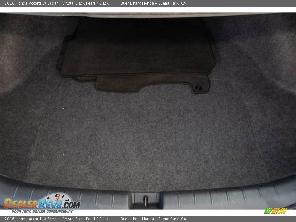 2016 Honda Accord LX Sedan Crystal Black Pearl / Black Photo #18