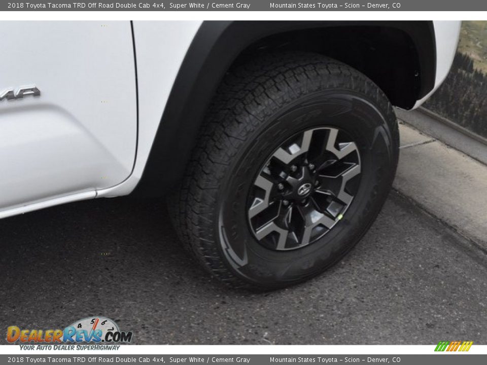 2018 Toyota Tacoma TRD Off Road Double Cab 4x4 Super White / Cement Gray Photo #35