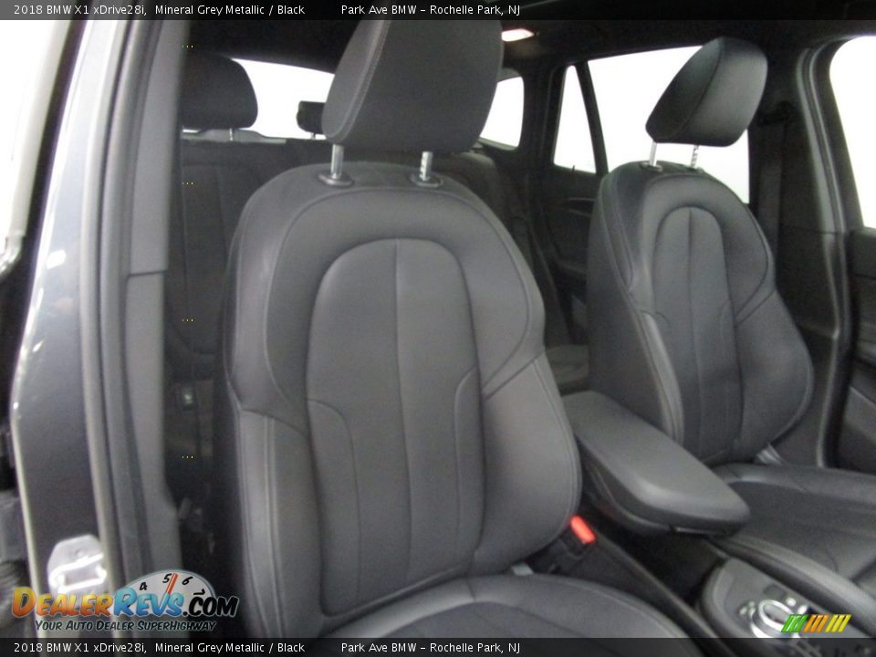 2018 BMW X1 xDrive28i Mineral Grey Metallic / Black Photo #17