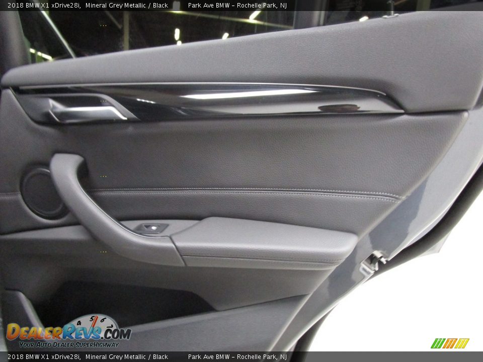 2018 BMW X1 xDrive28i Mineral Grey Metallic / Black Photo #19