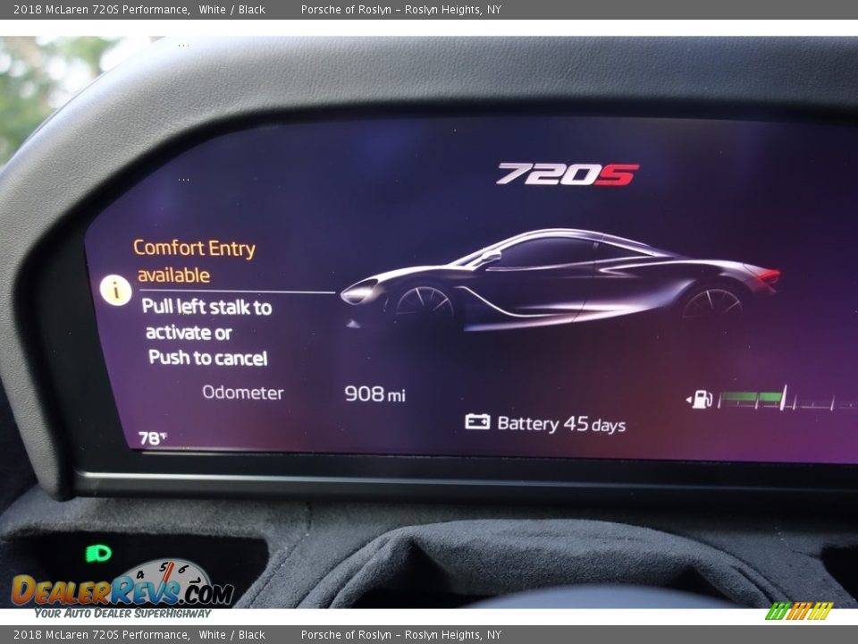 Controls of 2018 McLaren 720S Performance Photo #19