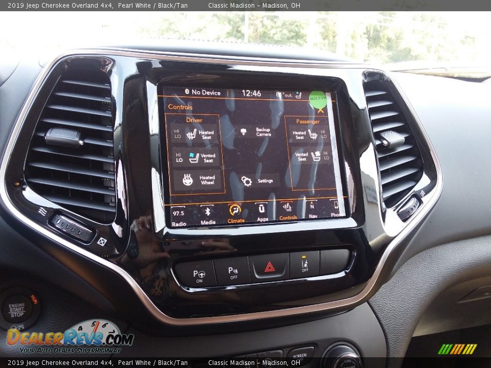 2019 Jeep Cherokee Overland 4x4 Pearl White / Black/Tan Photo #13