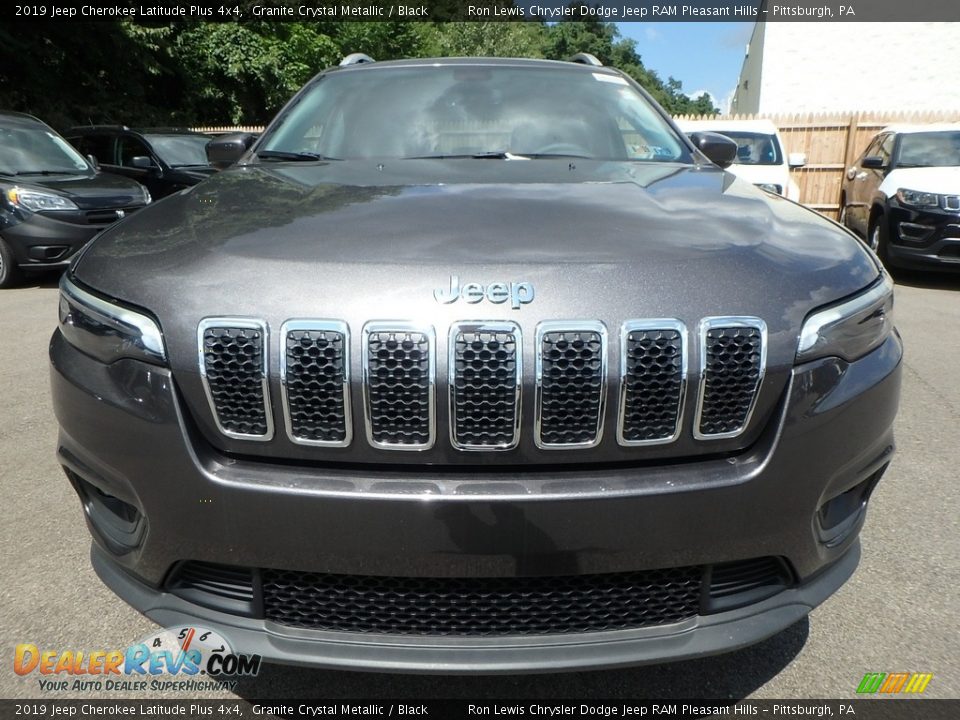 2019 Jeep Cherokee Latitude Plus 4x4 Granite Crystal Metallic / Black Photo #8