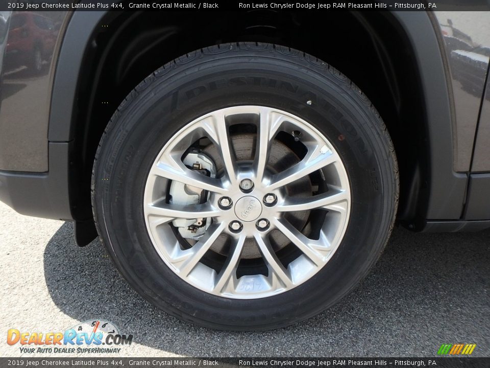 2019 Jeep Cherokee Latitude Plus 4x4 Granite Crystal Metallic / Black Photo #9