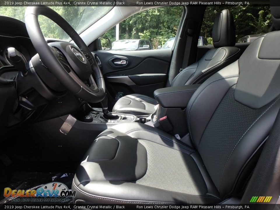 2019 Jeep Cherokee Latitude Plus 4x4 Granite Crystal Metallic / Black Photo #10