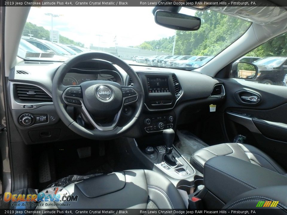 2019 Jeep Cherokee Latitude Plus 4x4 Granite Crystal Metallic / Black Photo #12