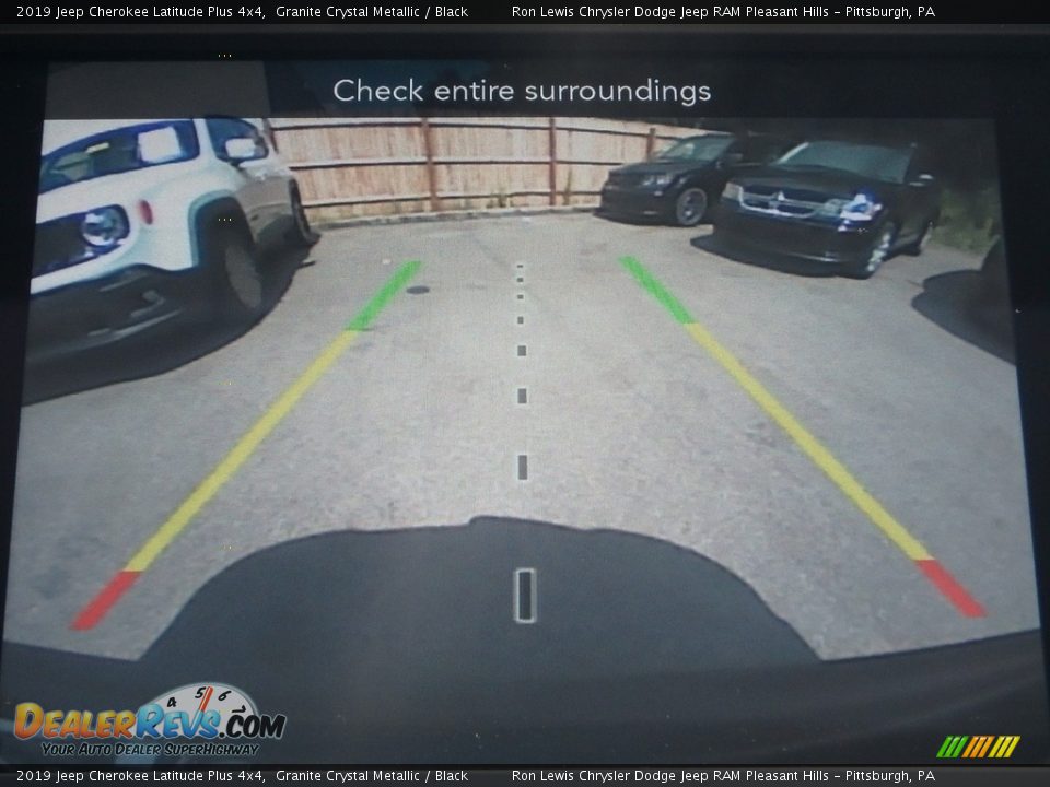2019 Jeep Cherokee Latitude Plus 4x4 Granite Crystal Metallic / Black Photo #18
