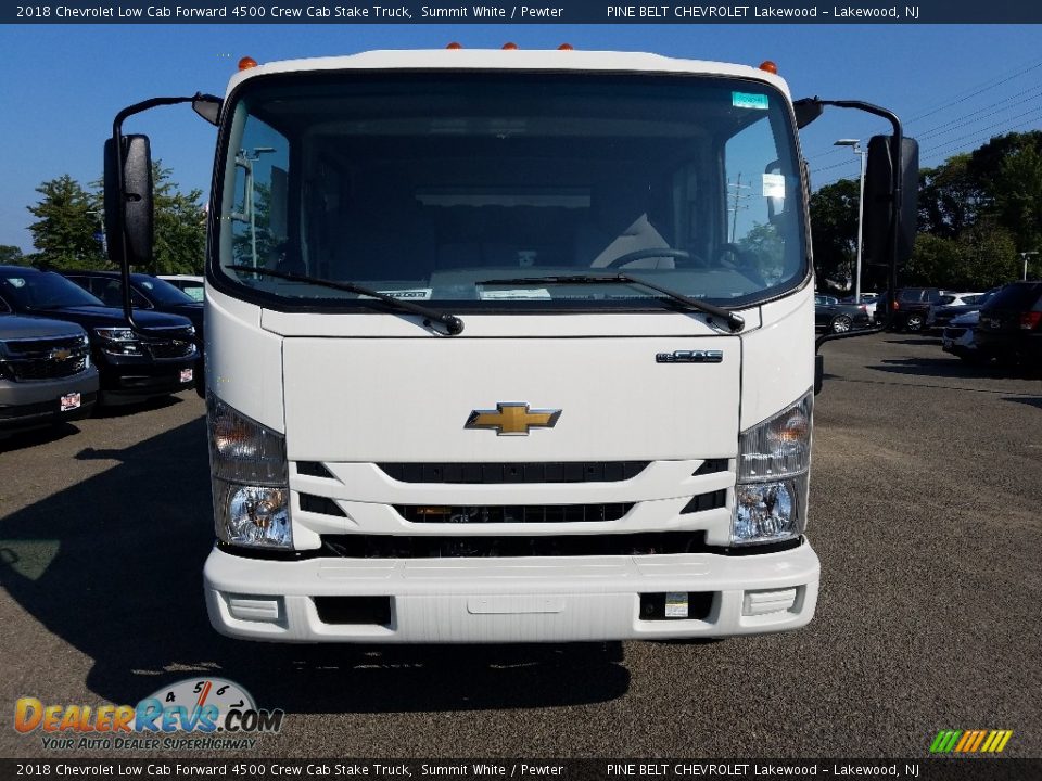 2018 Chevrolet Low Cab Forward 4500 Crew Cab Stake Truck Summit White / Pewter Photo #2