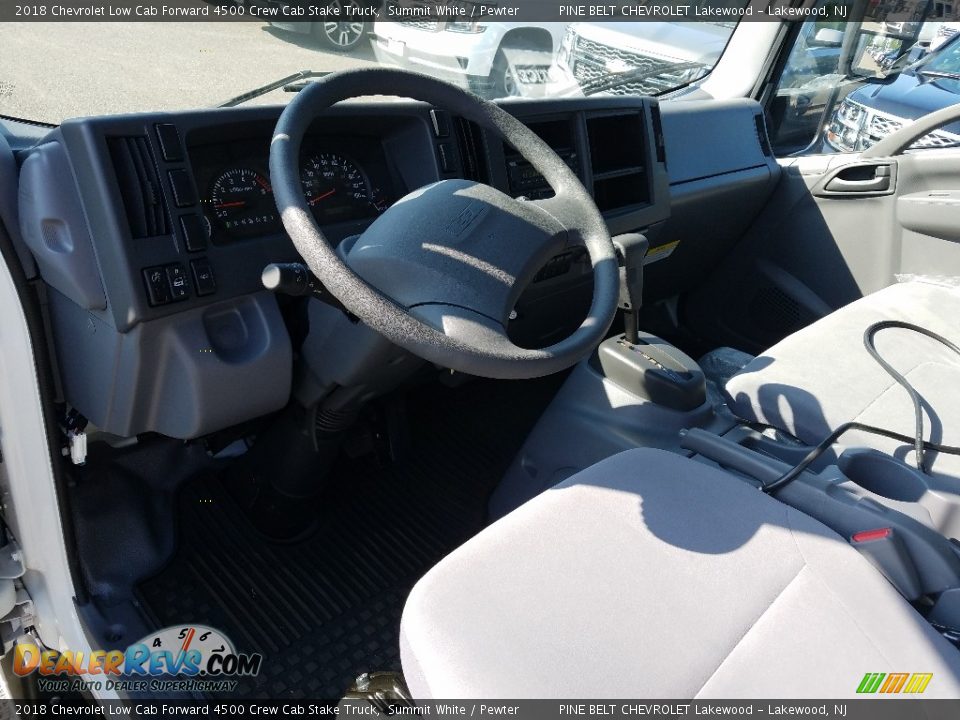 2018 Chevrolet Low Cab Forward 4500 Crew Cab Stake Truck Summit White / Pewter Photo #7