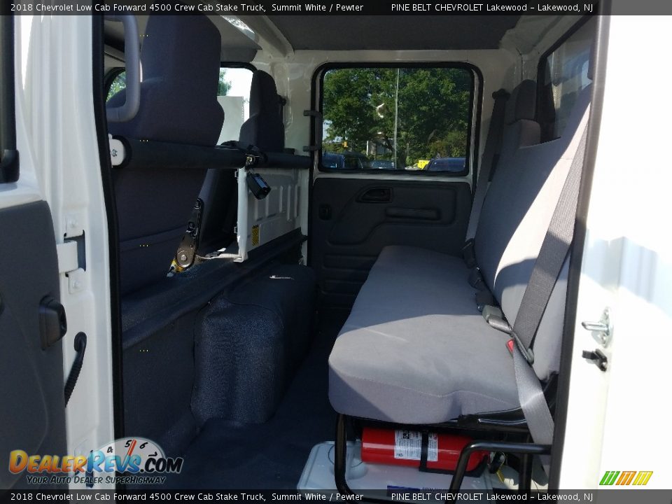 2018 Chevrolet Low Cab Forward 4500 Crew Cab Stake Truck Summit White / Pewter Photo #8