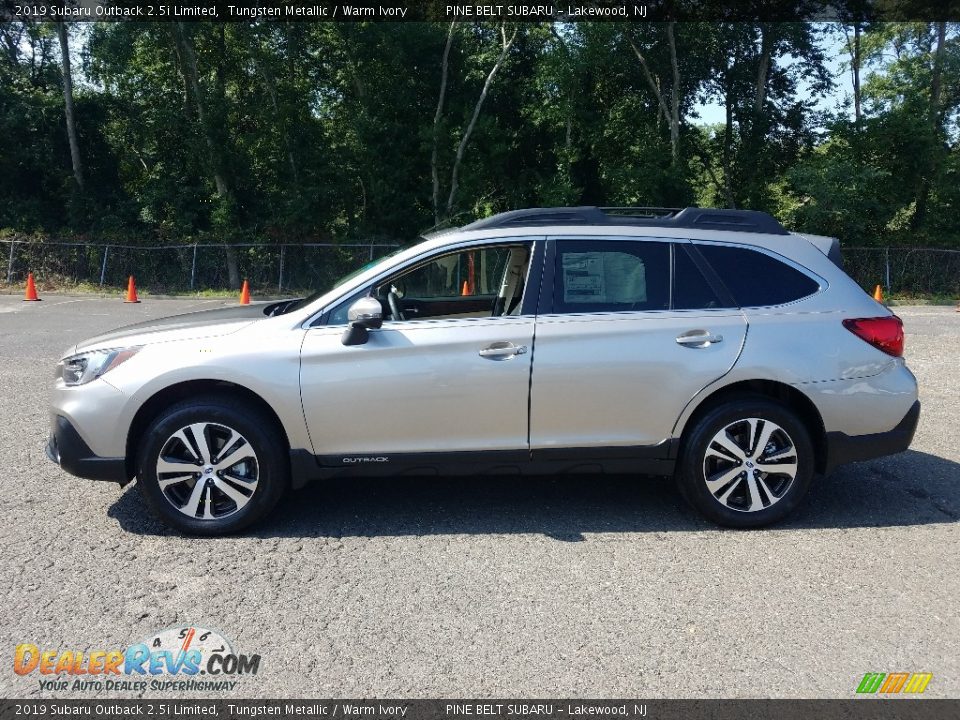 Tungsten Metallic 2019 Subaru Outback 2.5i Limited Photo #3