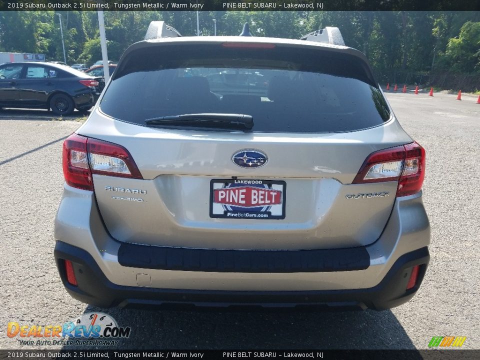 2019 Subaru Outback 2.5i Limited Tungsten Metallic / Warm Ivory Photo #5