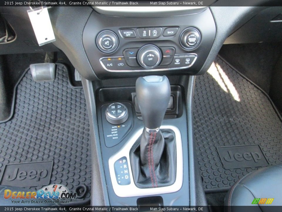 2015 Jeep Cherokee Trailhawk 4x4 Granite Crystal Metallic / Trailhawk Black Photo #26