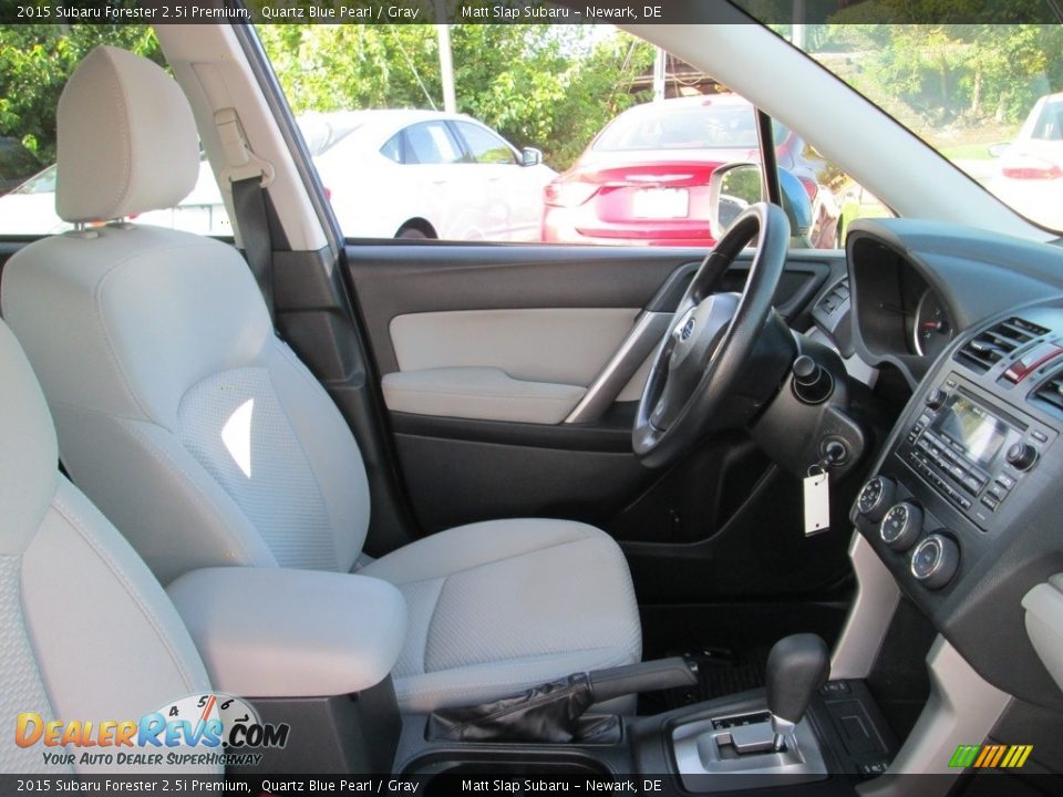 2015 Subaru Forester 2.5i Premium Quartz Blue Pearl / Gray Photo #17
