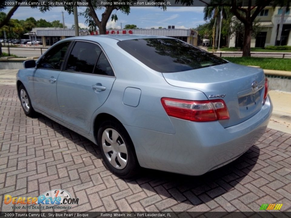2009 Toyota Camry LE Sky Blue Pearl / Bisque Photo #5