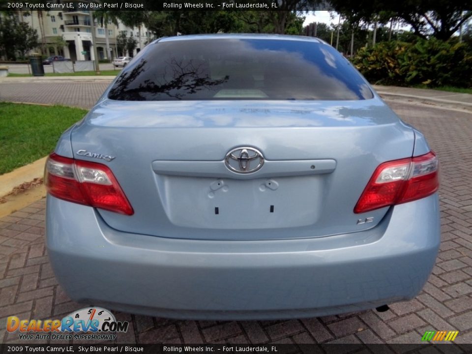 2009 Toyota Camry LE Sky Blue Pearl / Bisque Photo #7