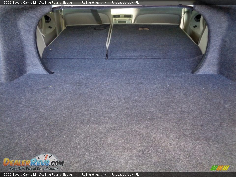 2009 Toyota Camry LE Sky Blue Pearl / Bisque Photo #22