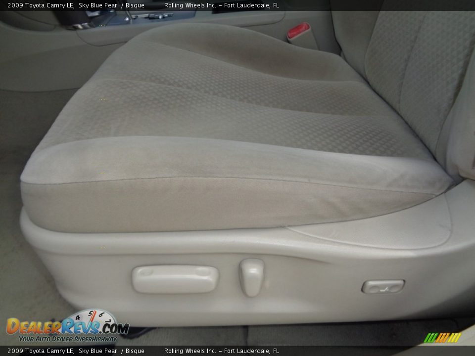 2009 Toyota Camry LE Sky Blue Pearl / Bisque Photo #28