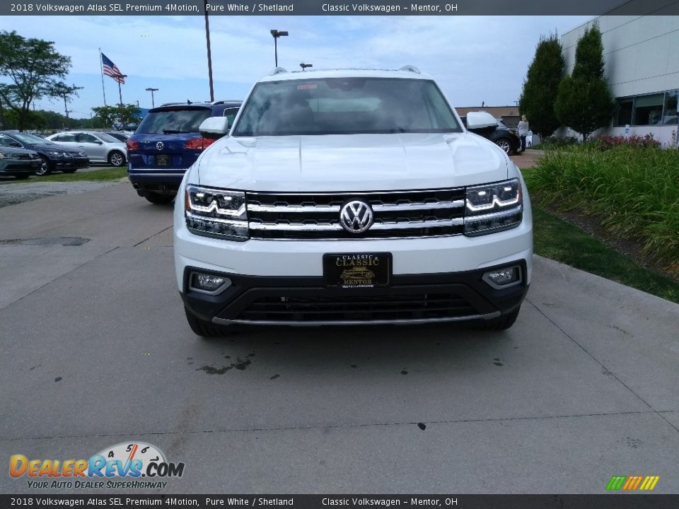 2018 Volkswagen Atlas SEL Premium 4Motion Pure White / Shetland Photo #1