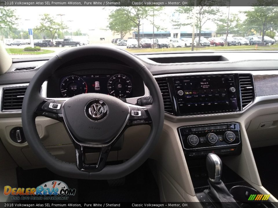 2018 Volkswagen Atlas SEL Premium 4Motion Pure White / Shetland Photo #4